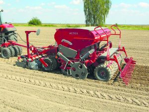 Těžký mechanický secí stroj UNIA AMBER 3500/4