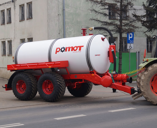 Fekální vůz POMOT s plastovou nádrží 10 000 l