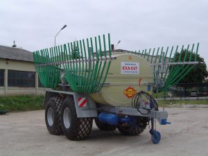Fekální vůz POMOT s plastovou nádrží 8 000 l