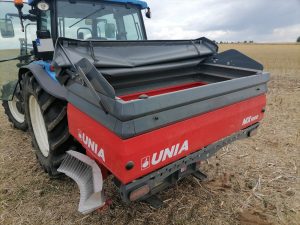 Rozmetadla minerálních hnojiv UNIA MX 2500