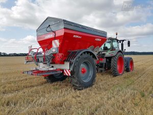 Rozmetadlo minerálních hnojiv a vápence UNIA RCW 110 TD