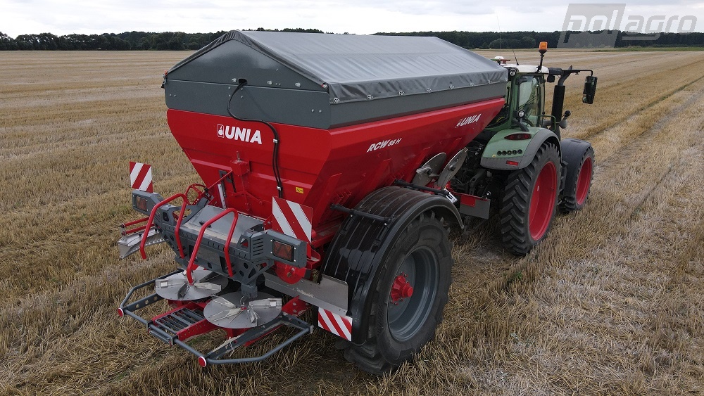 Rozmetadlo minerálních hnojiv a vápence UNIA RCW 85