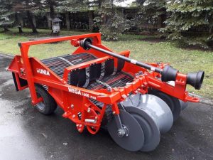 Vyorávač brambor WEGA 1600 PLUS polonesený